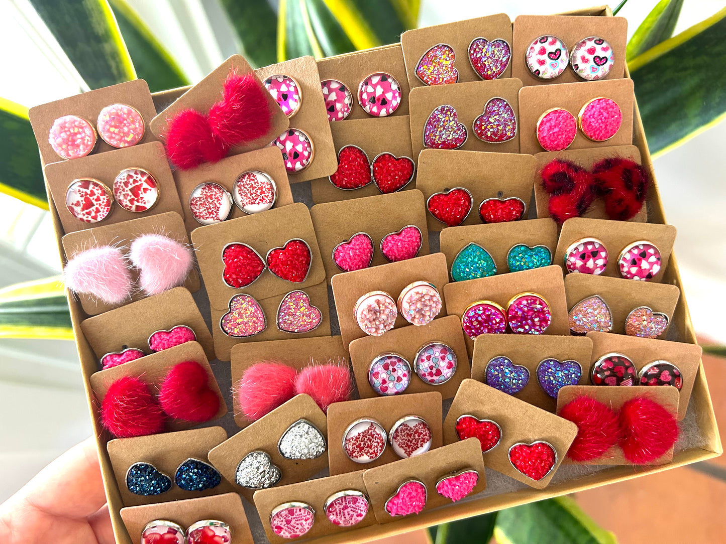 🩷BOX of Valentines Day Studs 35 Pairs