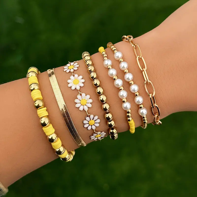 🌼7 Piece Gold Floral Bracelet Set