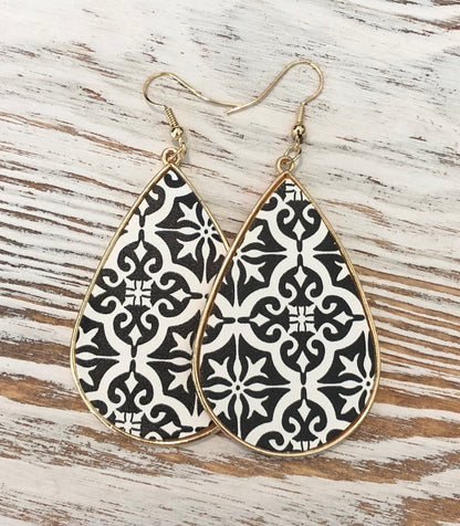 Black and White Geometric Print Leather Hanging Gold Earrings